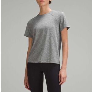Lululemon Womens License to Train Classic-Fit Short Sleeve TShirt Heathered Gray